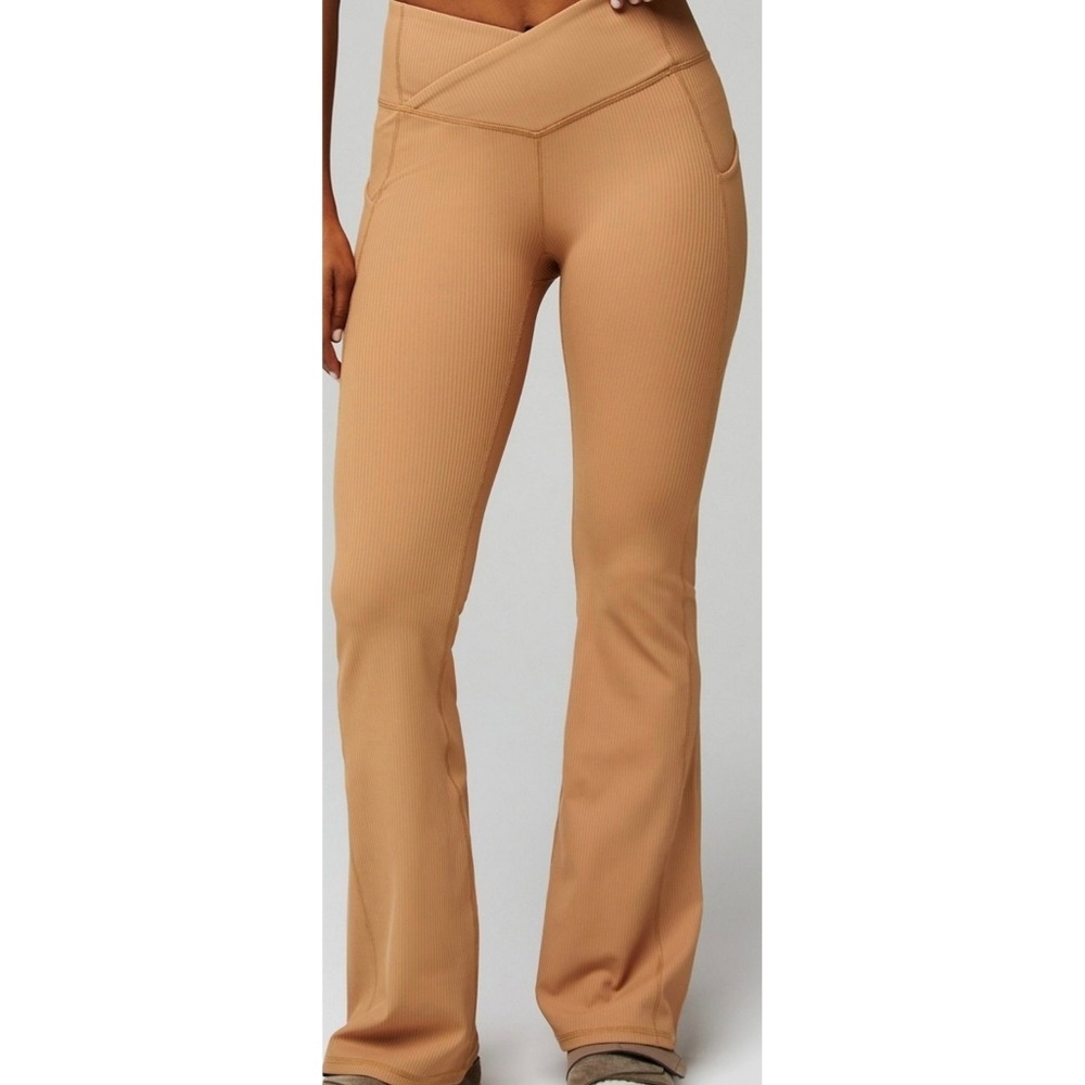 NWT Fabletics Oasis‎ Pureluxe Ribbed High Waist Rib Crossover Kick Flare Size XL